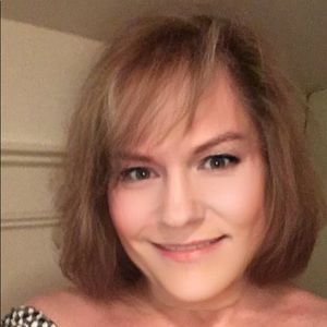 Meet your Posher, Catherine